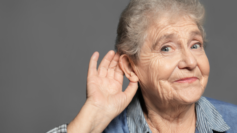 Kontakt z seniorem słabo słyszącym